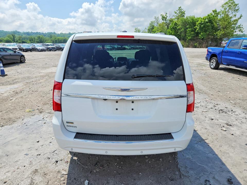 2016 Chrysler Town & Country მანქანა იყიდება აუქციონზე, vin: 2C4RC1CG2GR232225, აუქციონის ნომერი: 55094986
