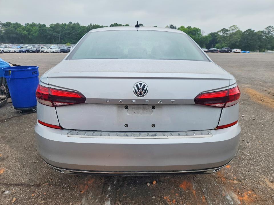 52434726 :رقم المزاد ، 1VWSA7A3XMC000676 vin ، 2021 Volkswagen Passat مزاد بيع