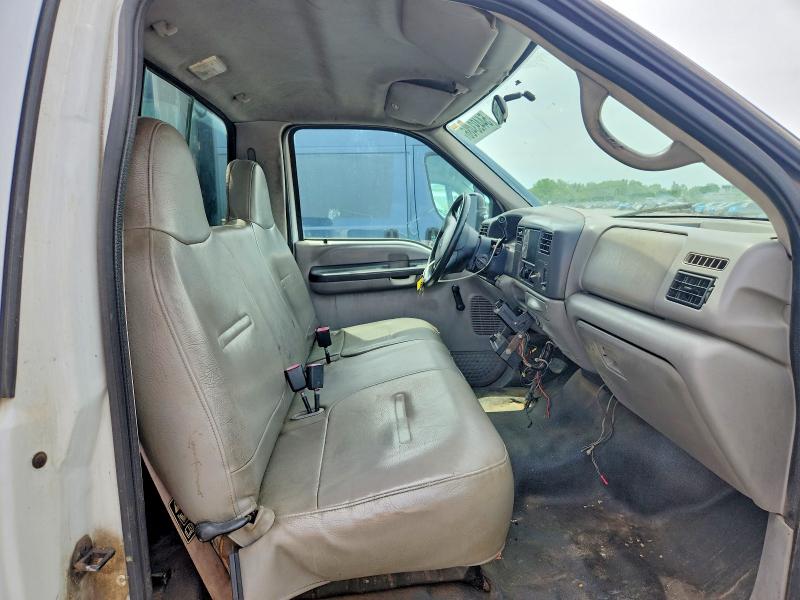 54493486 :رقم المزاد ، 1FDXF46S8YED81992 vin ، 2000 Ford F450 مزاد بيع
