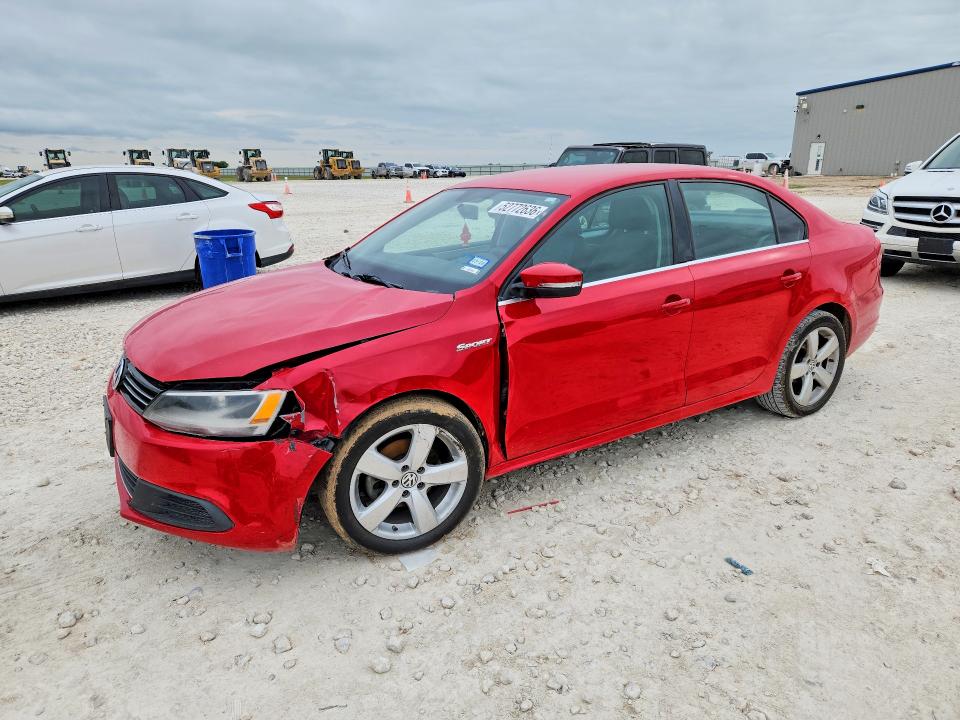 52772636 :رقم المزاد ، 3VWDP7AJ7DM217736 vin ، 2013 Volkswagen Jetta مزاد بيع