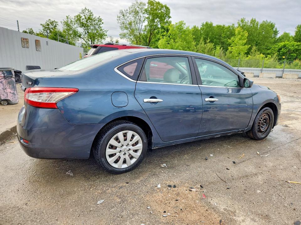 2014 Nissan Sentra მანქანა იყიდება აუქციონზე, vin: 3N1AB7AP2EY256014, აუქციონის ნომერი: 52373606