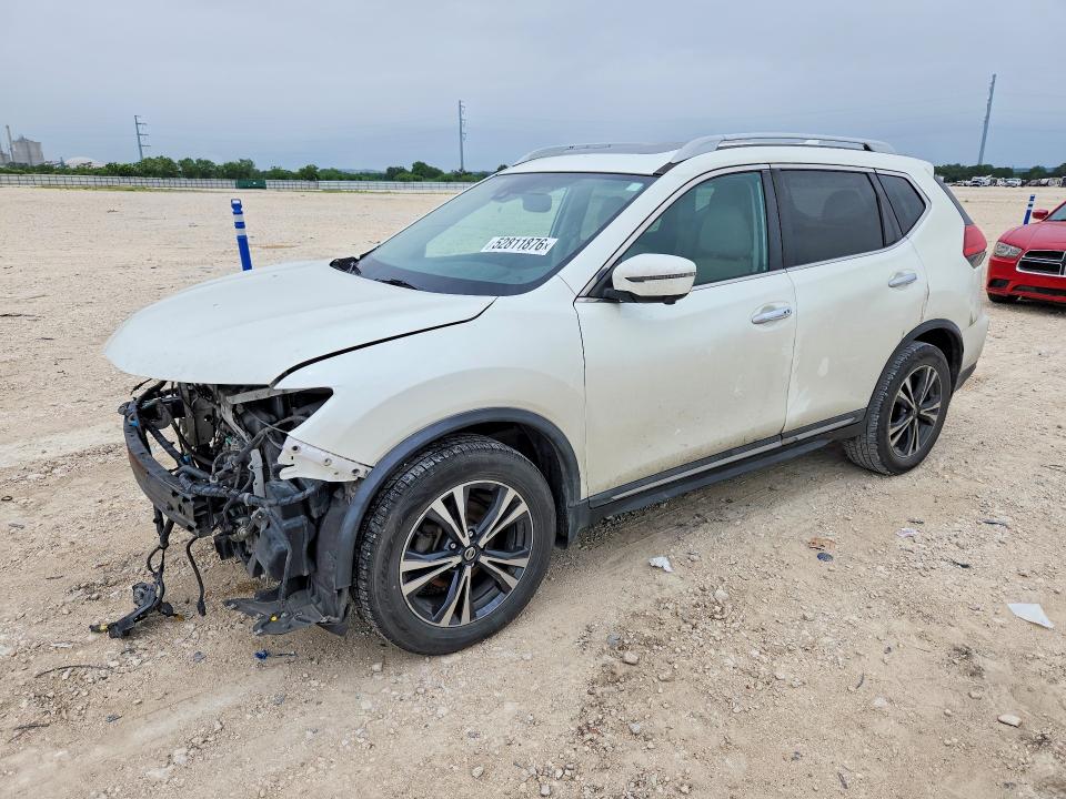 52811876 :رقم المزاد ، 5N1AT2MV1HC773501 vin ، 2017 Nissan Rogue مزاد بيع