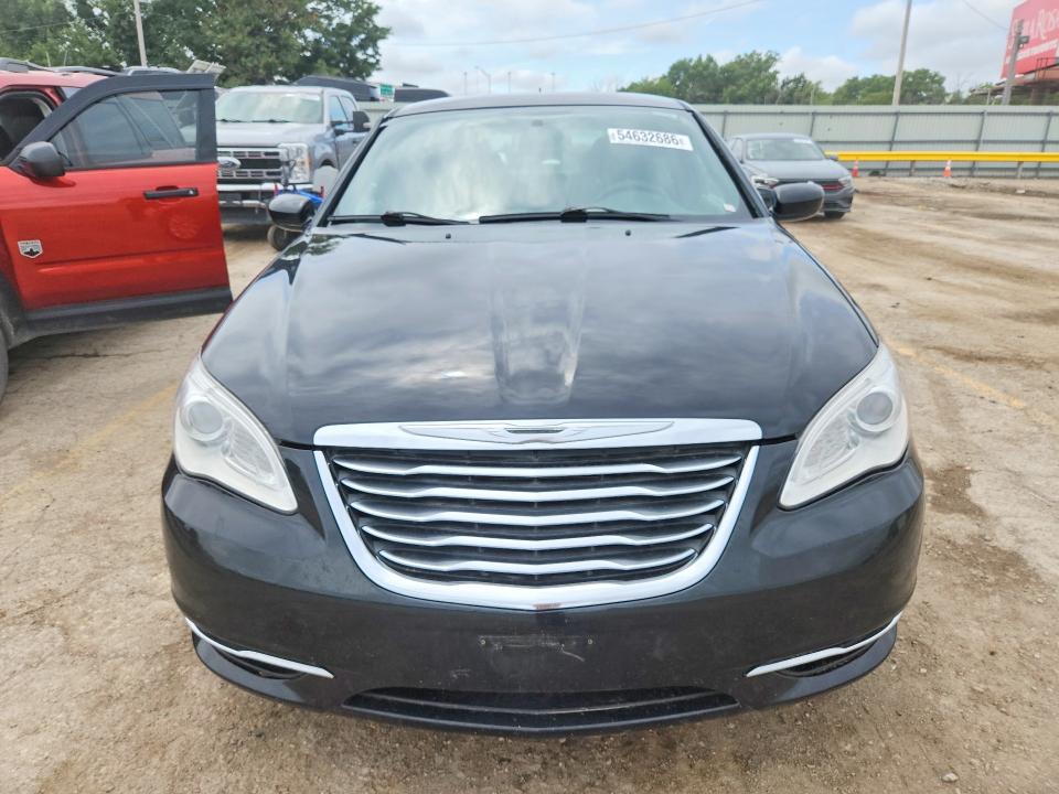 Продажа на аукционе авто 2014 Chrysler 200, vin: 1C3CCBBG6EN237455, номер лота: 54632686