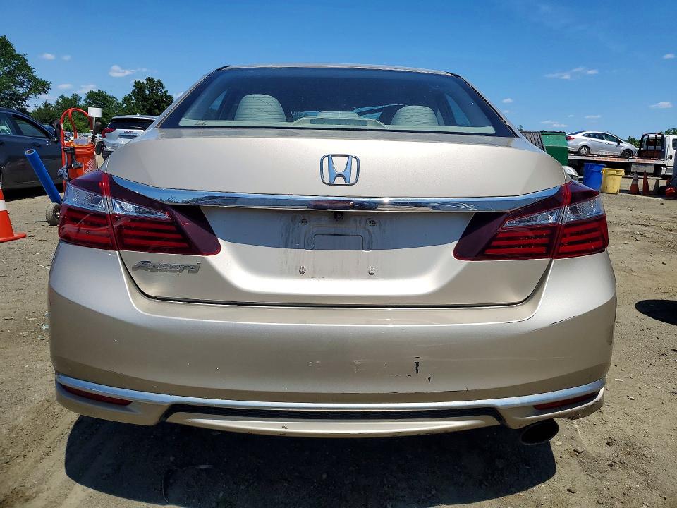 54544966 :رقم المزاد ، 1HGCR2F32HA110619 vin ، 2017 Honda Accord مزاد بيع