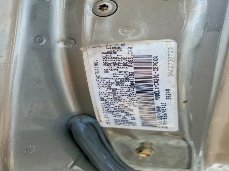 54042666 :رقم المزاد ، 4T1BF28K4WU047182 vin ، 1998 Toyota Camry مزاد بيع