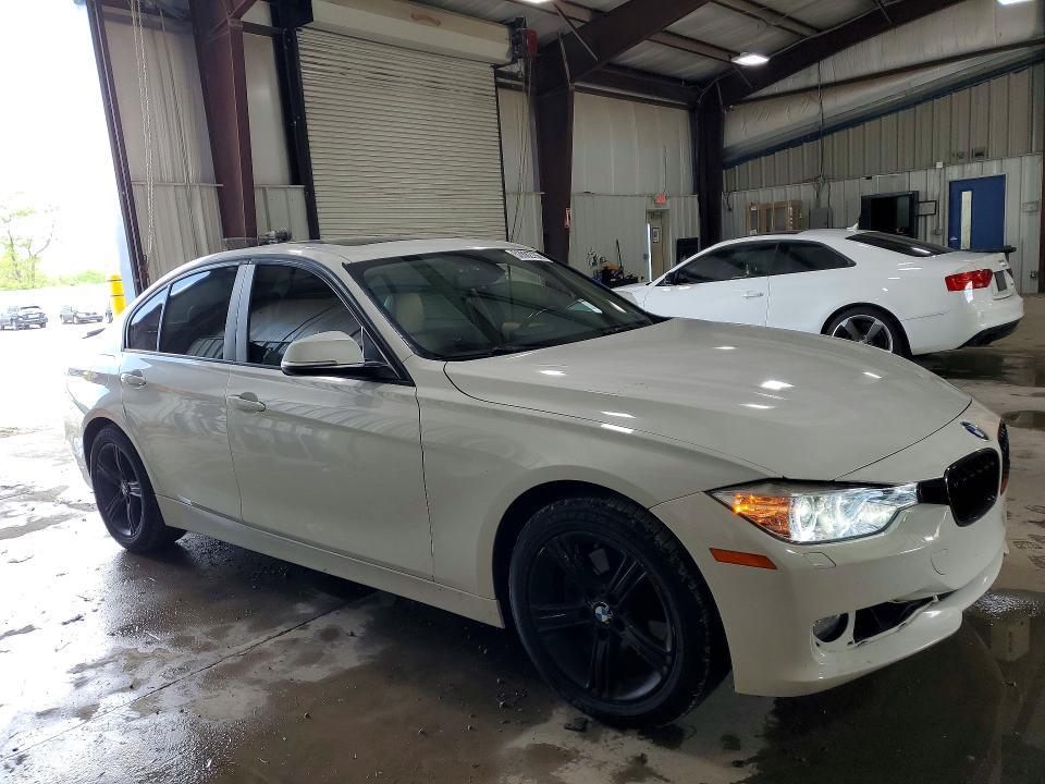 2013 Bmw 328 მანქანა იყიდება აუქციონზე, vin: WBA3B5G59DNS02511, აუქციონის ნომერი: 52882756