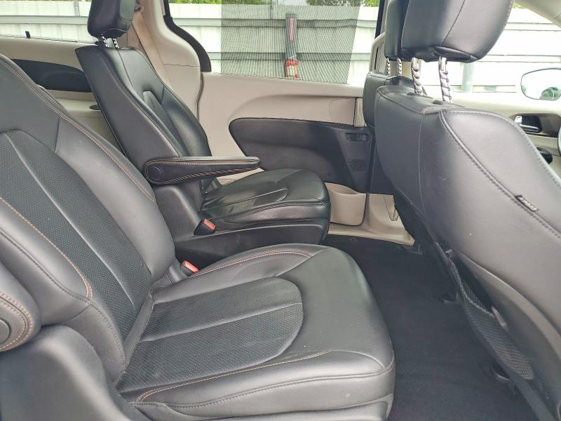 Продаж на аукціоні авто 2019 Chrysler Pacifica, vin: 2C4RC1L79KR508960, номер лоту: 54352266