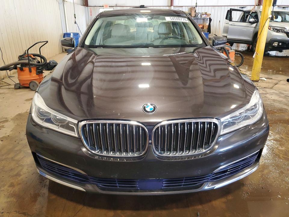 54599776 :رقم المزاد ، WBA7F2C56GG416875 vin ، 2016 Bmw 750 مزاد بيع
