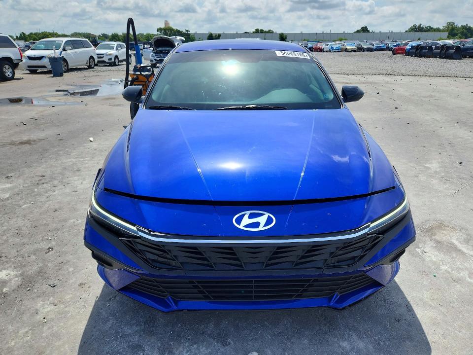 2025 Hyundai Elantra მანქანა იყიდება აუქციონზე, vin: KMHLM4DG4SU981571, აუქციონის ნომერი: 54668166