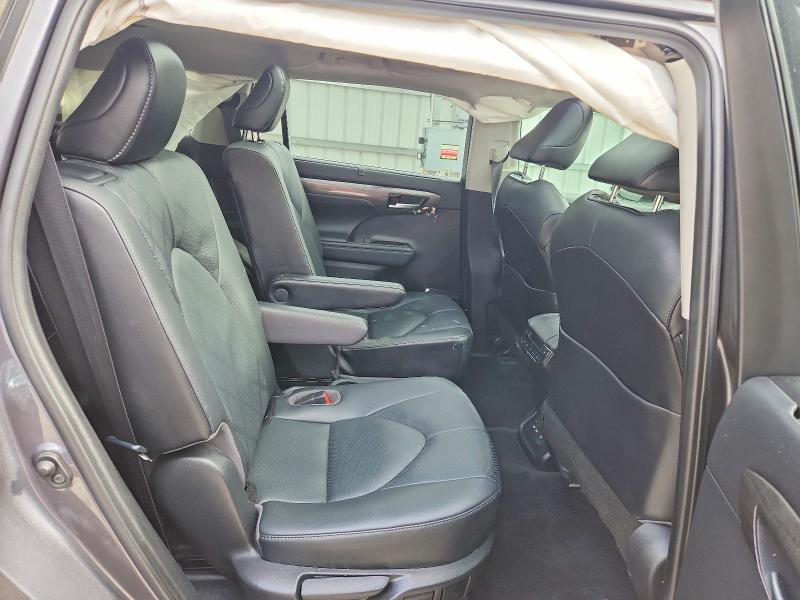 2021 Toyota Highlander მანქანა იყიდება აუქციონზე, vin: 5TDFZRAH7MS070736, აუქციონის ნომერი: 53362676