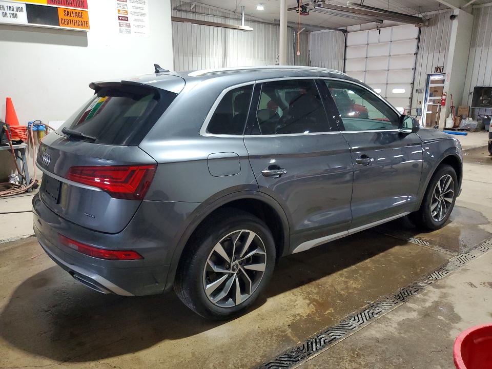 55049116 :رقم المزاد ، WA1EAAFY8N2083799 vin ، 2022 Audi Q5 مزاد بيع