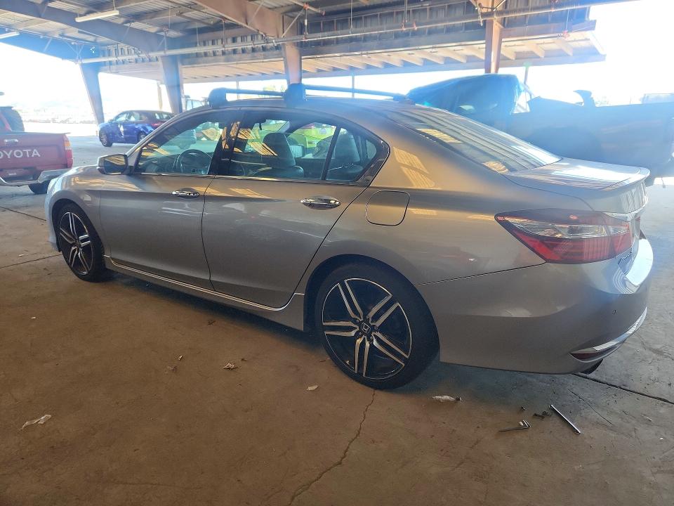 Aukcja sprzedaży 2017 Honda Accord, vin: 1HGCR3F91HA028164, numer aukcji: 52102756