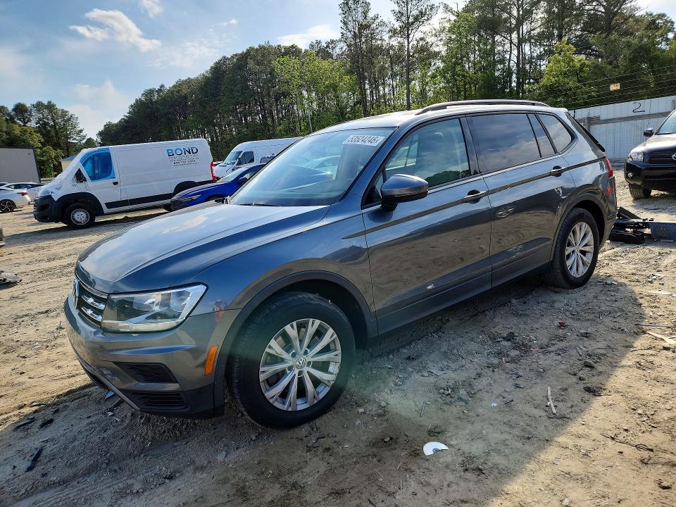 Продаж на аукціоні авто 2018 Volkswagen Tiguan, vin: 3VV1B7AXXJM090521, номер лоту: 53524246