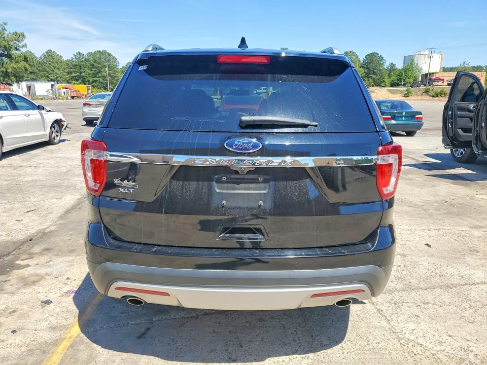 52314906 :رقم المزاد ، 1FM5K7D82HGC29870 vin ، 2017 Ford Explorer مزاد بيع