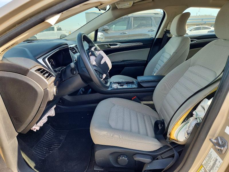 51896236 :رقم المزاد ، 3FA6P0UU8JR122020 vin ، 2018 Ford Fusion مزاد بيع