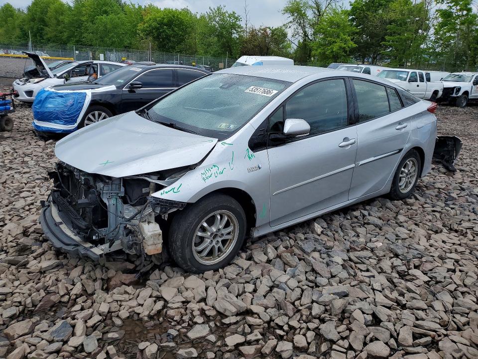53517686 :رقم المزاد ، JTDKARFP5J3101095 vin ، 2018 Toyota Prius Prime مزاد بيع