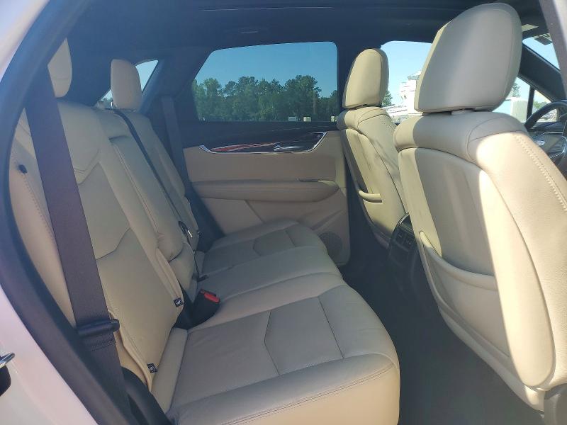 52022276 :رقم المزاد ، 1GYKNCRS9KZ154702 vin ، 2019 Cadillac Xt5 مزاد بيع