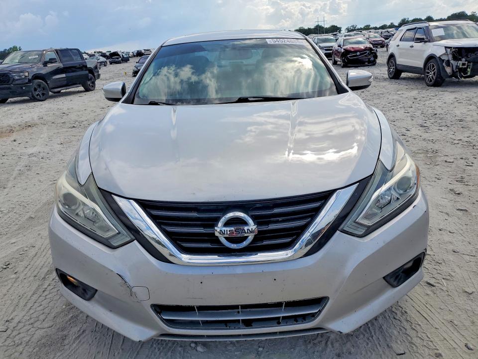Продаж на аукціоні авто 2017 Nissan Altima, vin: 1N4AL3AP8HC195712, номер лоту: 54524686