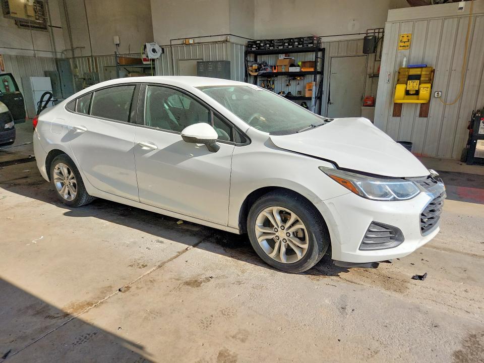 Продажа на аукционе авто 2019 Chevrolet Cruze, vin: 1G1BC5SM6K7153076, номер лота: 53541926