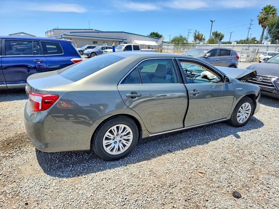 54177936 :رقم المزاد ، 4T1BD1FK4EU136042 vin ، 2014 Toyota Camry Hybrid مزاد بيع