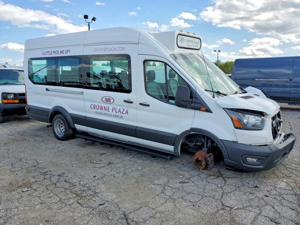 52827466 :رقم المزاد ، 1FBVU4X83LKA54371 vin ، 2020 Ford Transit مزاد بيع