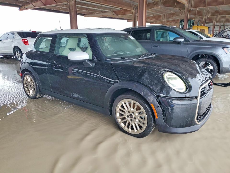 Продажа на аукционе авто 2025 Mini Cooper, vin: WMW23GD04S2W12287, номер лота: 52237086