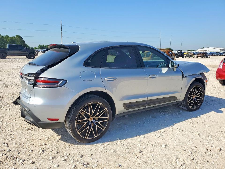 53186116 :رقم المزاد ، WP1AA2A58RLB01708 vin ، 2024 Porsche Macan مزاد بيع