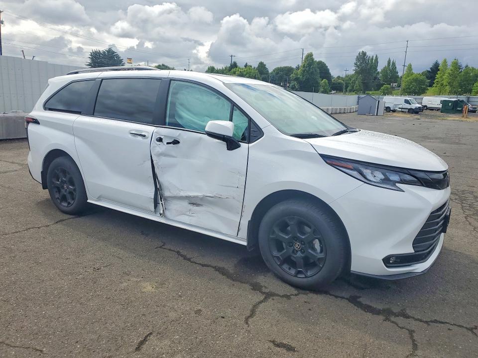 2026 Toyota Sienna მანქანა იყიდება აუქციონზე, vin: 5TDCSKFC7TS244914, აუქციონის ნომერი: 54828776