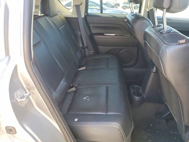 51822536 :رقم المزاد ، 1C4NJDEB6HD126727 vin ، 2017 Jeep Compass مزاد بيع