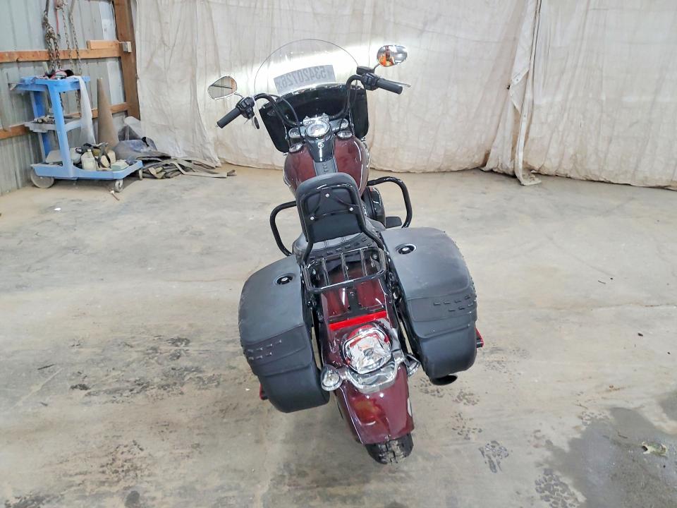 2018 Harley-davidson Flhc მანქანა იყიდება აუქციონზე, vin: 1HD1YAJ10JC033136, აუქციონის ნომერი: 53420726