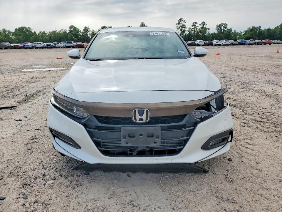 51032546 :رقم المزاد ، 1HGCV1F38LA044012 vin ، 2020 Honda Accord مزاد بيع