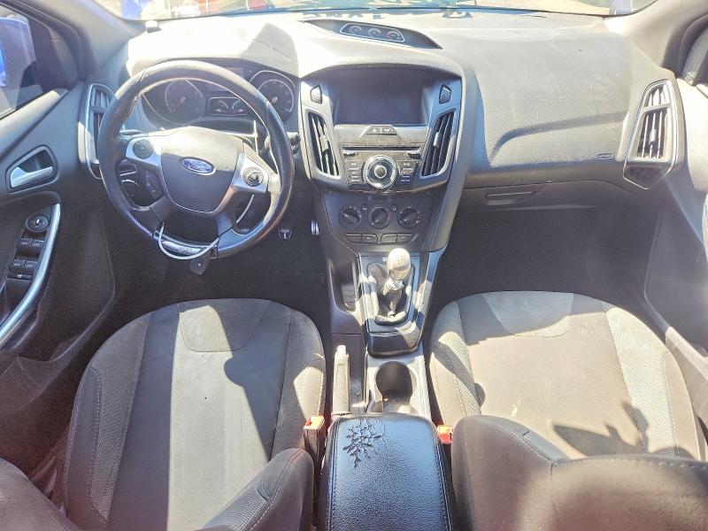 2014 Ford Focus მანქანა იყიდება აუქციონზე, vin: 1FADP3L96EL456685, აუქციონის ნომერი: 52879686