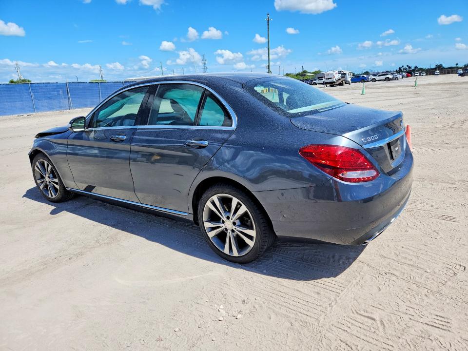 53887646 :رقم المزاد ، 55SWF4JB2FU044736 vin ، 2015 Mercedes-benz C مزاد بيع