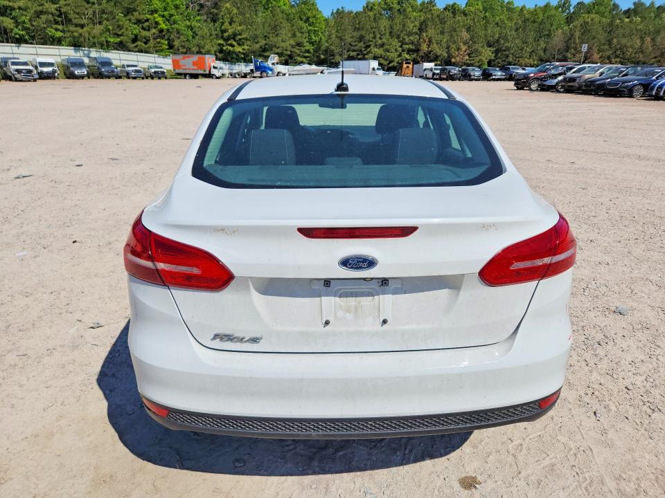 2018 Ford Focus მანქანა იყიდება აუქციონზე, vin: 1FADP3E27JL303596, აუქციონის ნომერი: 50833386