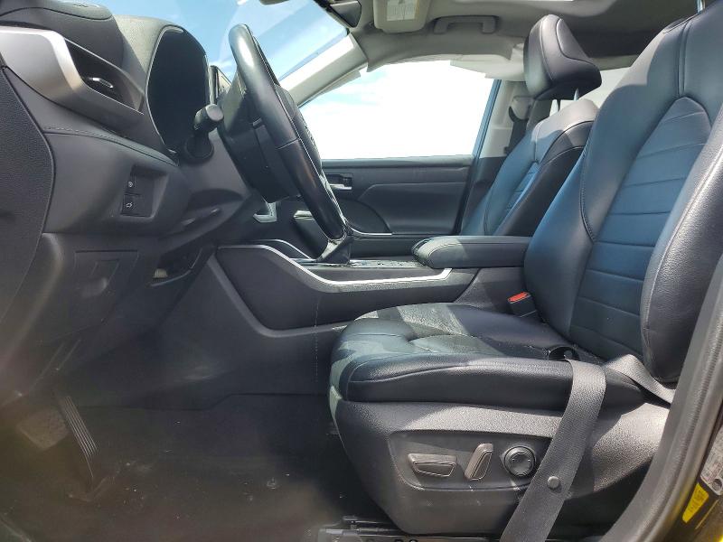 Продажа на аукционе авто 2021 Toyota Highlander, vin: 5TDGZRBH5MS113375, номер лота: 55118326