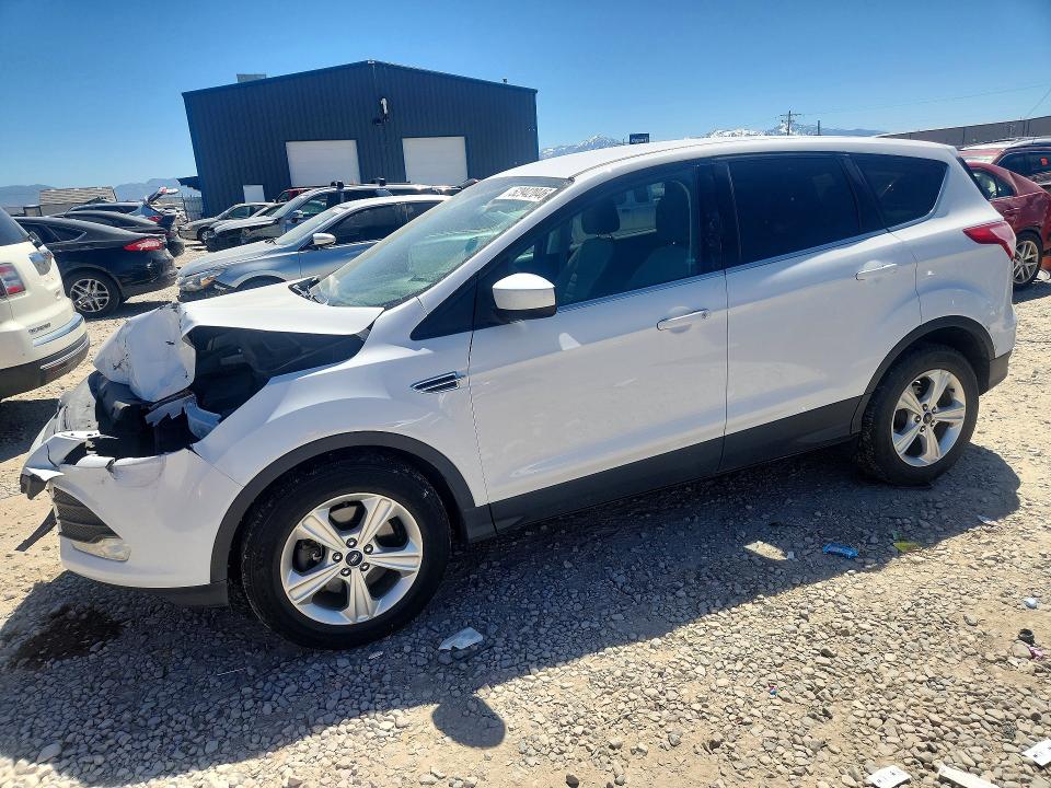 2015 Ford Escape მანქანა იყიდება აუქციონზე, vin: 1FMCU9GX6FUA82225, აუქციონის ნომერი: 52942046