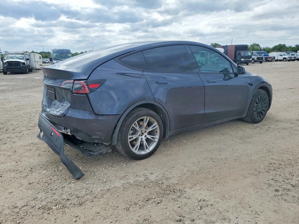 51907626 :رقم المزاد ، 7SAYGDEE7RA241191 vin ، 2024 Tesla Model Y مزاد بيع