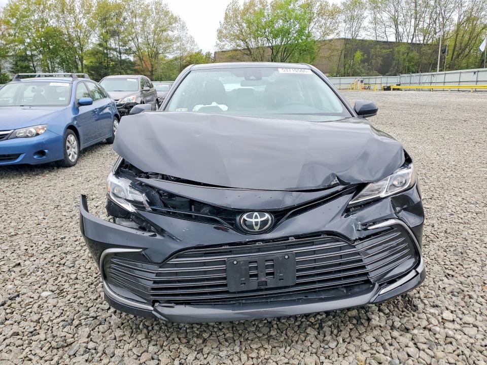2023 Toyota Camry მანქანა იყიდება აუქციონზე, vin: 4T1C11AK7PU184738, აუქციონის ნომერი: 53710506