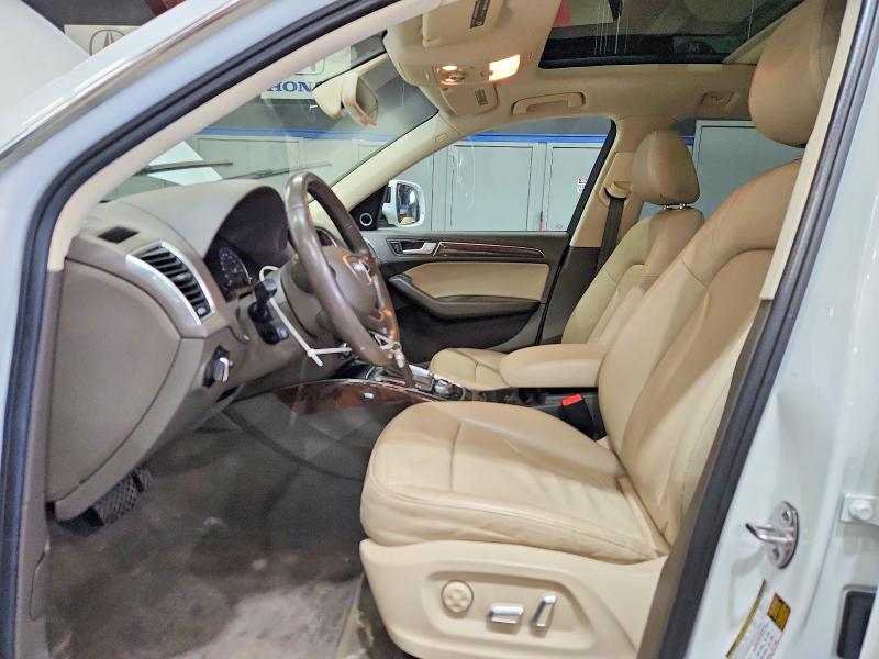 2015 Audi Q5 მანქანა იყიდება აუქციონზე, vin: WA1LFAFP0FA145932, აუქციონის ნომერი: 54697106