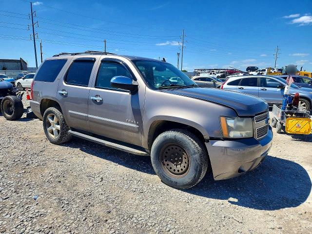 51919606 :رقم المزاد ، 1GNSKCE08BR138923 vin ، 2011 Chevrolet Tahoe مزاد بيع