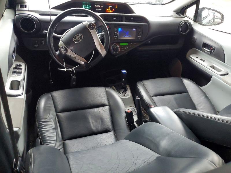 Продажа на аукционе авто 2013 Toyota Prius C, vin: JTDKDTB32D1037573, номер лота: 52451096