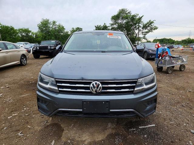 53052226 :رقم المزاد ، 3VV2B7AX7MM091053 vin ، 2021 Volkswagen Tiguan مزاد بيع