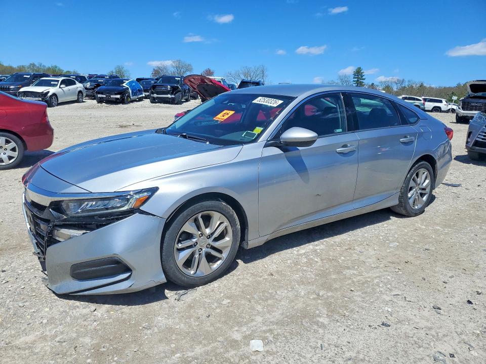 52530326 :رقم المزاد ، 1HGCV1F19JA156765 vin ، 2018 Honda Accord مزاد بيع