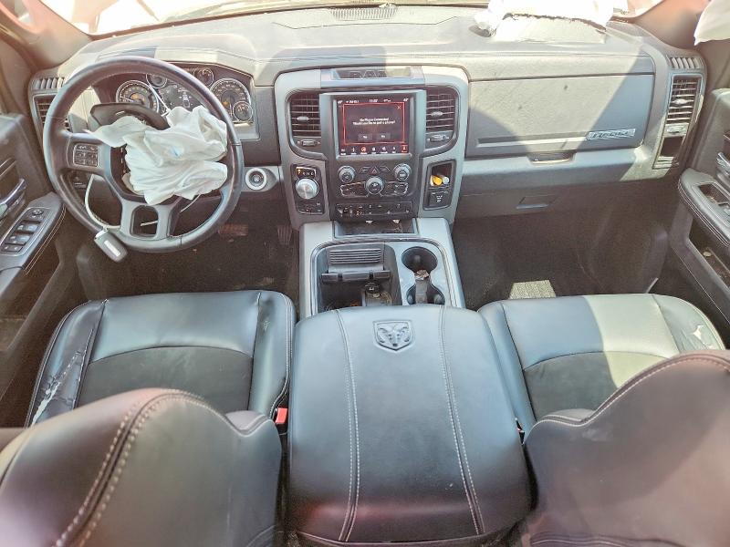 53782696 :رقم المزاد ، 1C6RR7YT7JS116720 vin ، 2018 Ram 1500 مزاد بيع