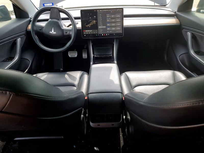 52886476 :رقم المزاد ، 5YJ3E1EBXJF170951 vin ، 2018 Tesla Mdl 3 مزاد بيع
