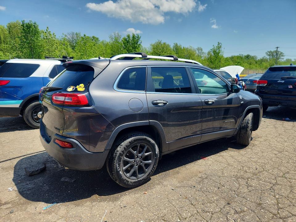 Продажа на аукционе авто 2016 Jeep Cherokee, vin: 1C4PJMCS4GW327508, номер лота: 53983586