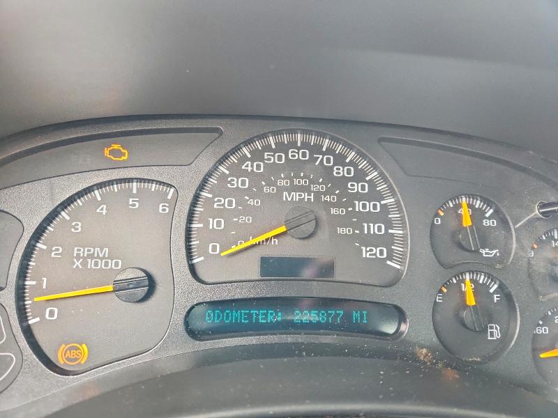 Продажа на аукционе авто 2005 Chevrolet Silverado, vin: 2GCEC19V851296673, номер лота: 53114636