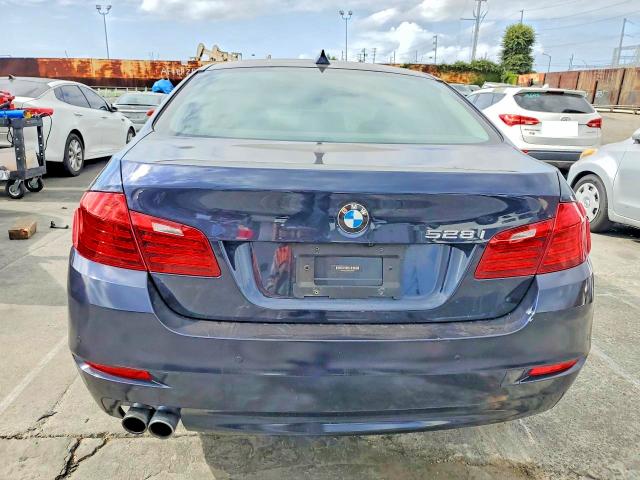 54890676 :رقم المزاد ، WBA5A5C55GG349984 vin ، 2016 Bmw 528 مزاد بيع