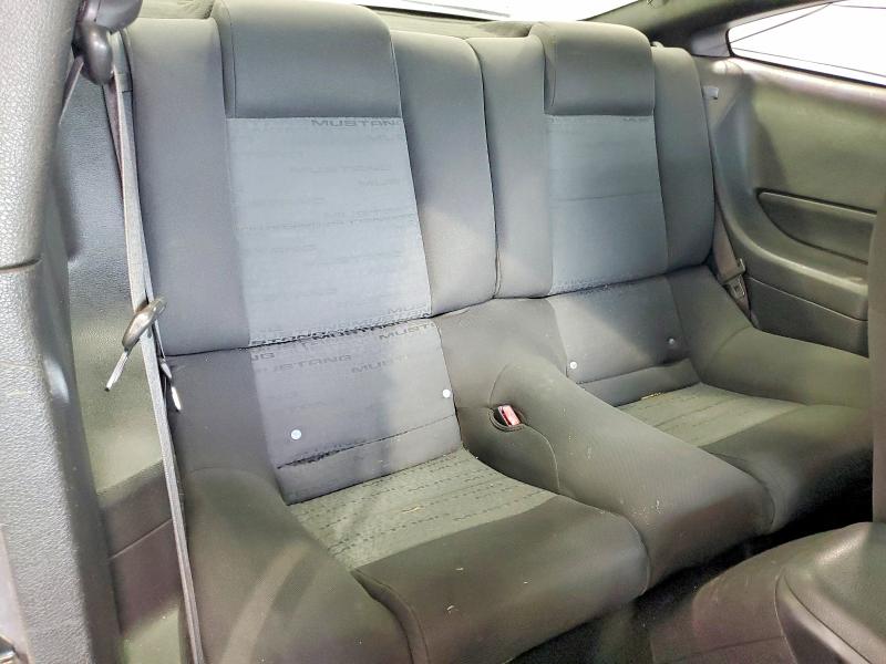 52526106 :رقم المزاد ، 1ZVFT80N675288418 vin ، 2007 Ford Mustang مزاد بيع