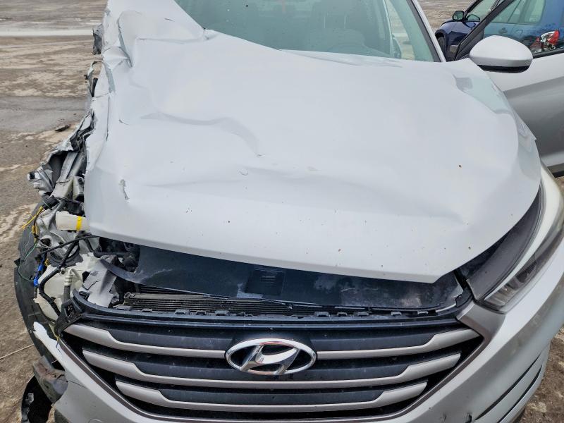 54295026 :رقم المزاد ، KM8J23A43HU285939 vin ، 2017 Hyundai Tucson مزاد بيع